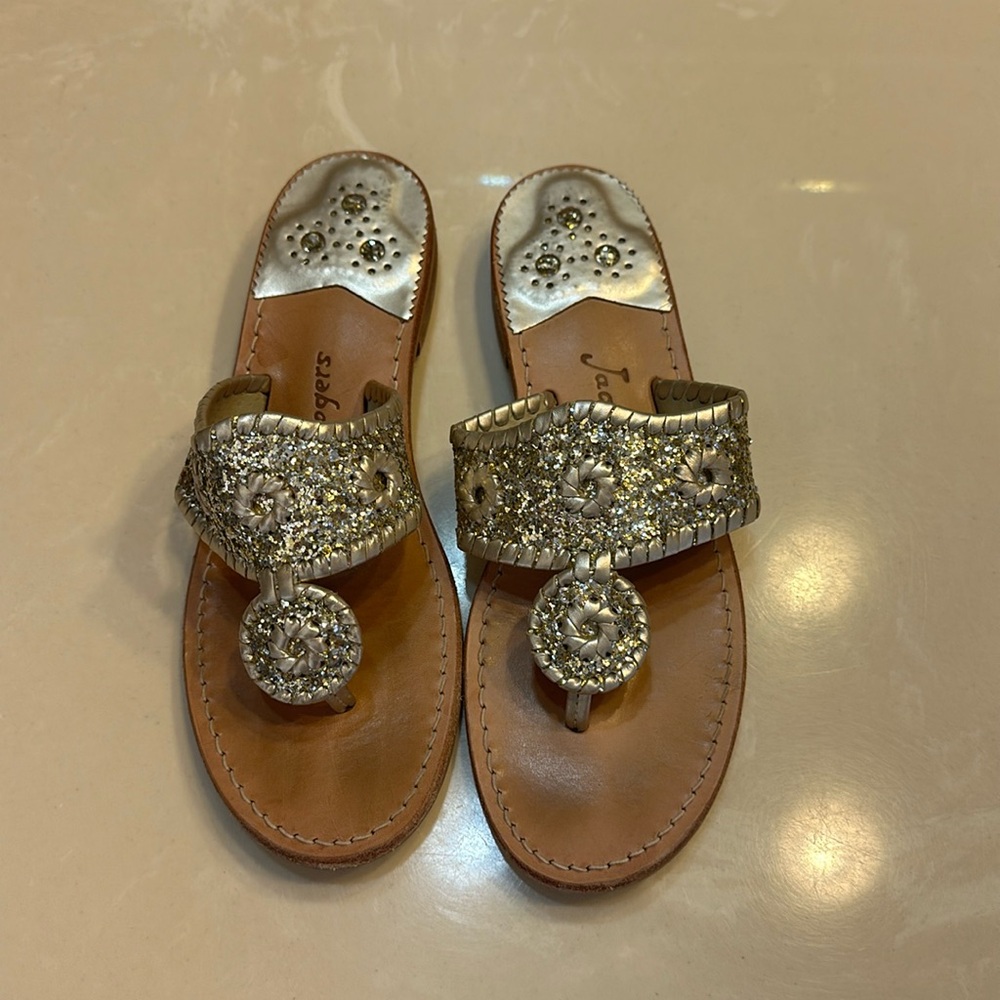 Jack Rogers Flat Gold Metallic & Glitter sandal - size 8